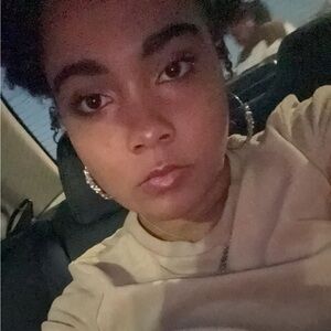 Meet your Posher, Blue